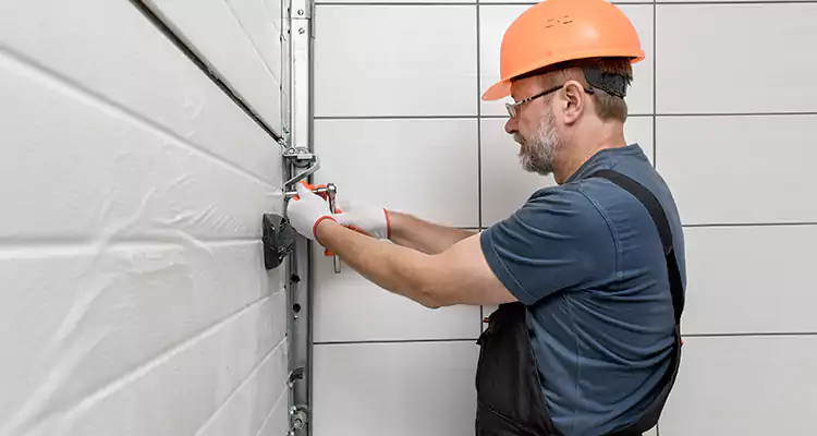 Emergency Garage Door Repair in Campbell, CA
