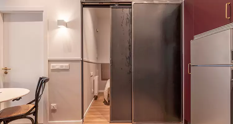 We Fix Closet Sliding Door in Campbell, CA 