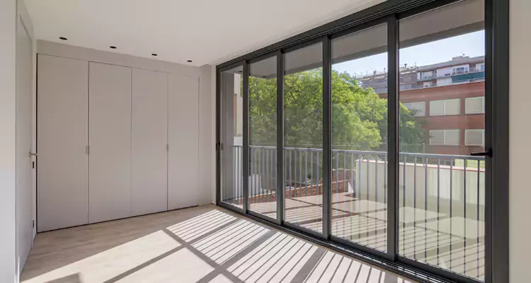 Fix Sliding Screen Door Track in Campbell, CA